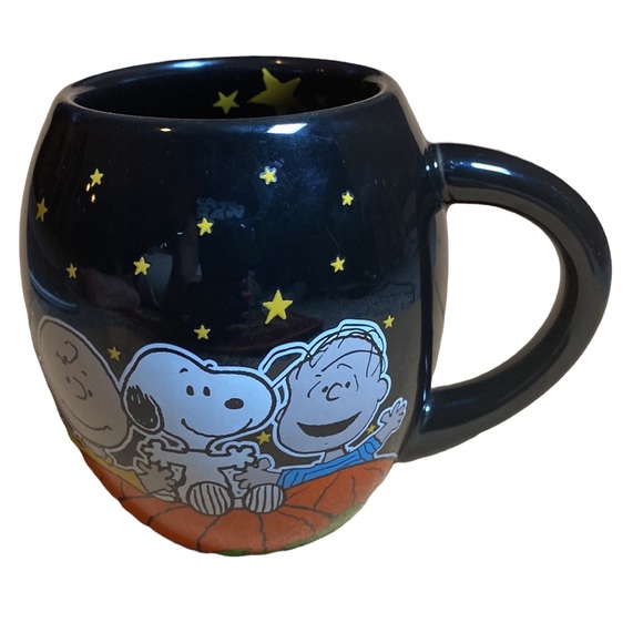 Peanuts Charlie Brown Snoopy Linus It’s The Great Pumpkin Coffee Tea Mug - Picture 1 of 7